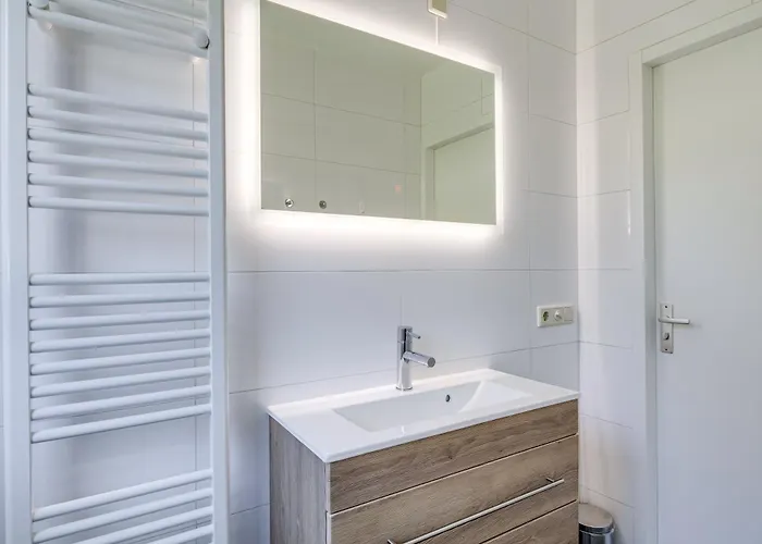 6 - Persoons Area 40 *