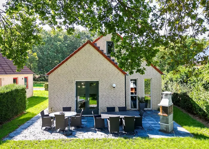 6 - Persoons Area 40 بيت للعطل