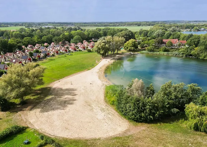 6 - Persoons Area 40 بيت للعطل